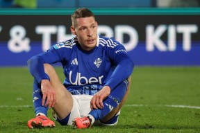 AIYOUXI-关于本菲卡训练开放日，冲刺阶段刷新队史纪录引欢呼，欧篮联在即，资深球员宣示担当的信息