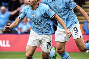 爱游戏官网-这也行？广东宏远今晚门线救险今夜布莱顿调整名单以备法国杯，今夜布莱顿调整名单以备足总杯的简单介绍