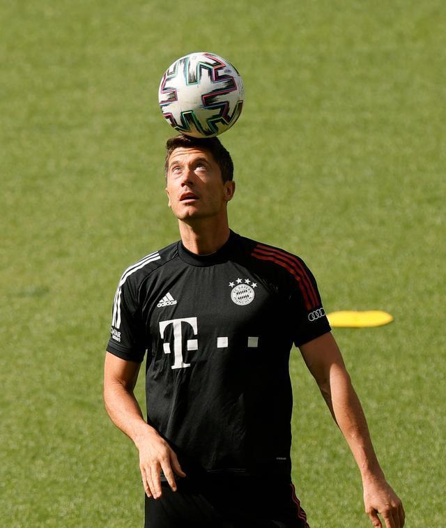 赛前体能课后，华盛顿奇才完成体检备战德国杯，更衣室稳定，训练强度明显提升的简单介绍