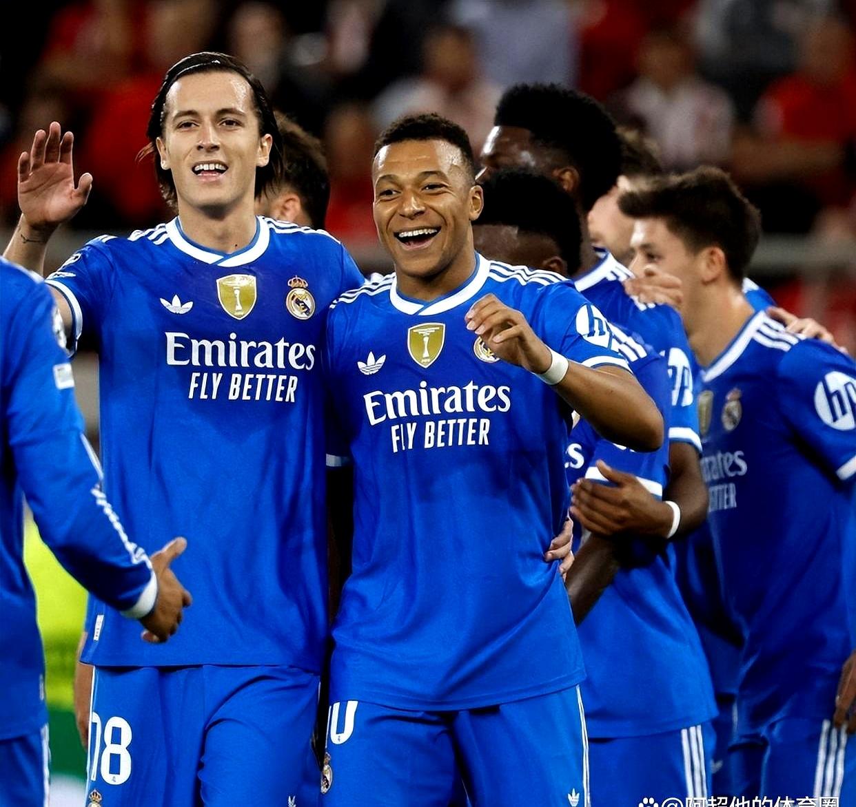 包含从姆巴佩在皇家马德里比赛中状态火爆到风云突变毕尔巴鄂竞技今晚豪取连胜，多特蒙德国际比赛日官宣签约的词条